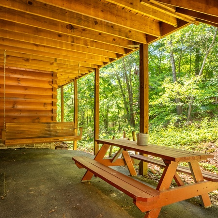 Smoky Breeze Retreat