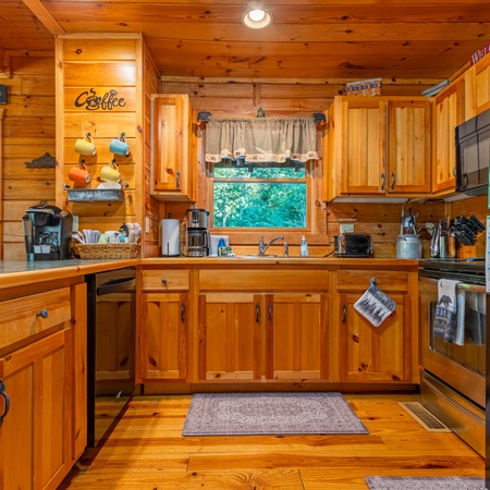 Sweet Bear Hideaway