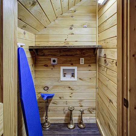 Bear Mountain Hideaway