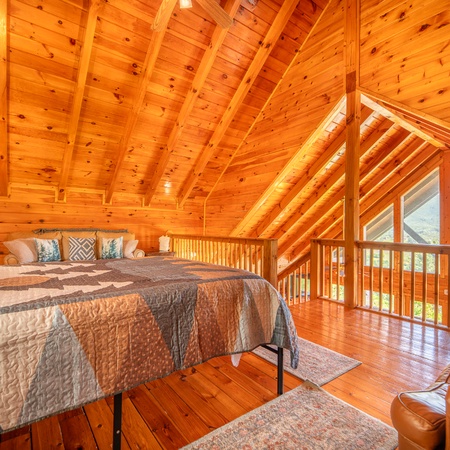 Misty Mountain Treehouse