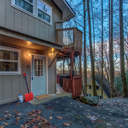 Golden Pines Retreat