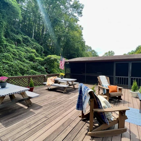 Pioneer Trail Retreat