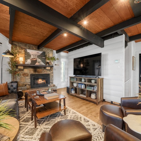 Smoky Fox Lodge