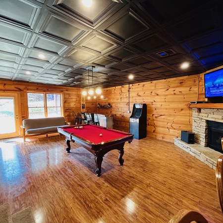 Moonshine Lodge