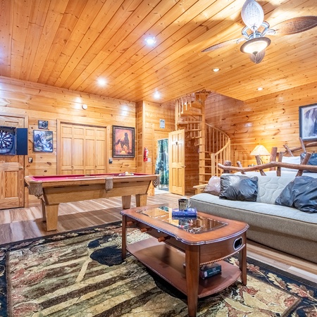Smokey's Hideaway