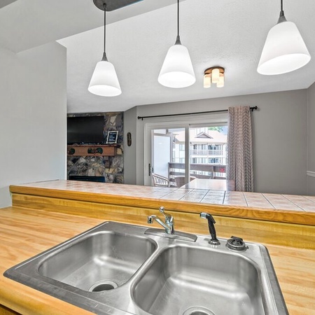 Windy Oaks Condo