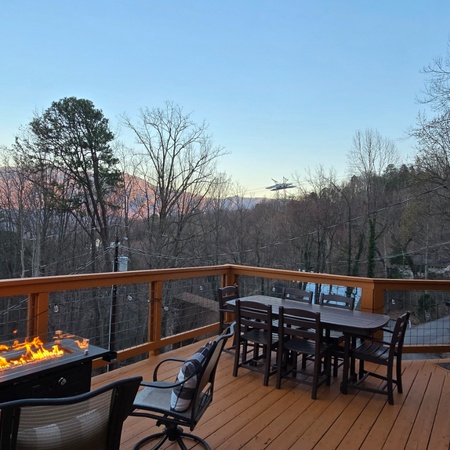 Honey Bear Lodge