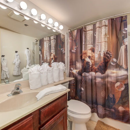 Cs Creekside Condo
