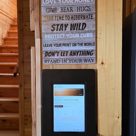 Honey Bear Lodge