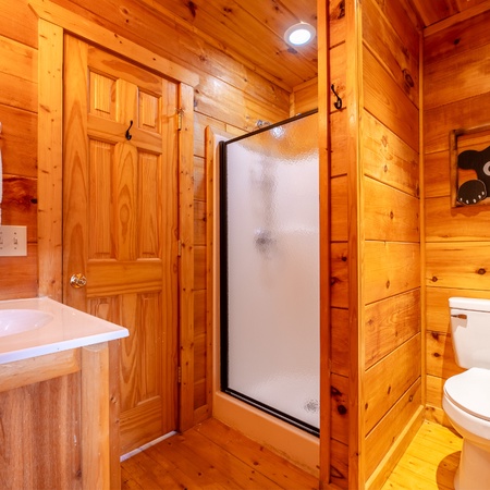 TreeTop Lodge