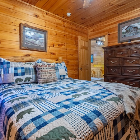Sweet Bear Hideaway
