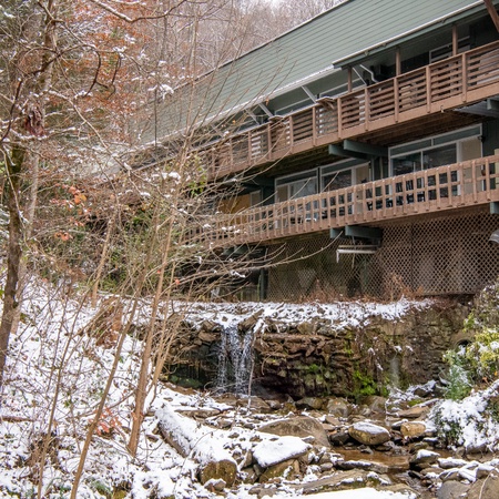 Hiker's Hideaway