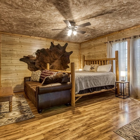 Cozy Bear Lodge