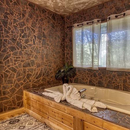 Cozy Bear Lodge