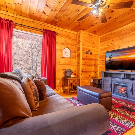 TreeTop Lodge