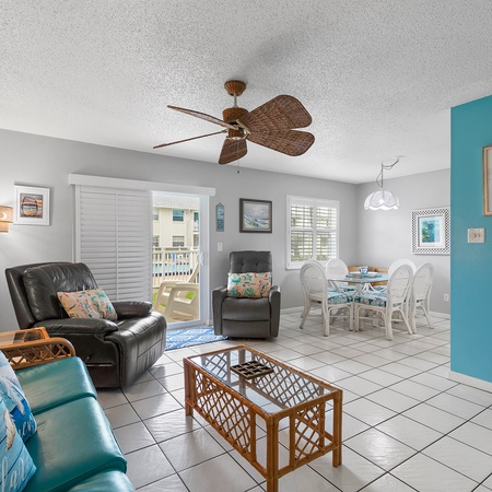 Colony Beach Club 132