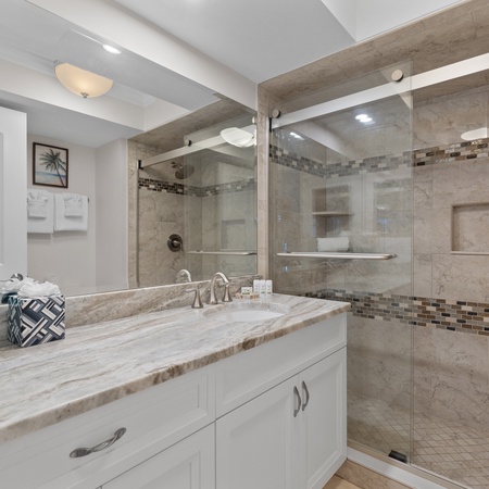 Carlos Pointe #213 Paradise Pointe