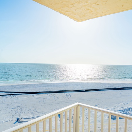 Estero Beach & Tennis 605-C