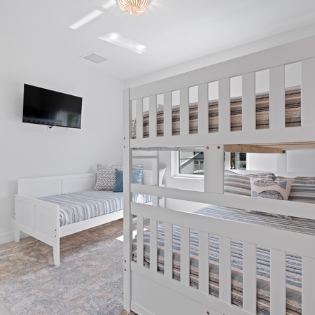 Pearl Street Retreat