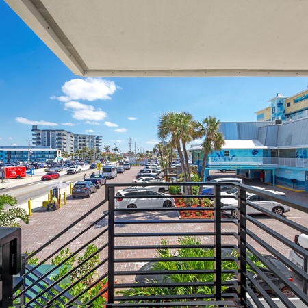 Crescent Shore 201