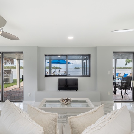 Club 205 At Bayview