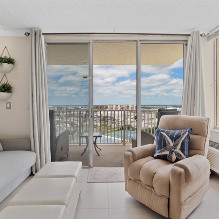 Estero Beach & Tennis 901-C