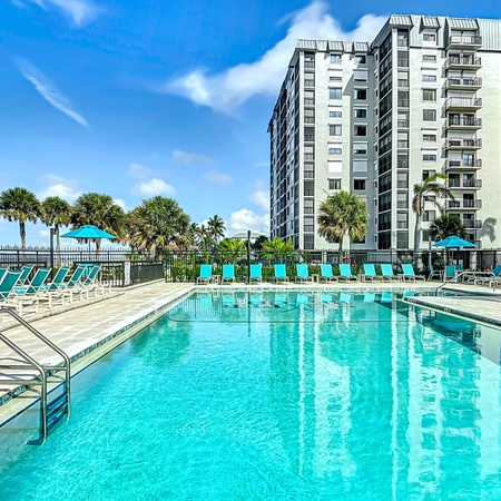 Caper Beach Club 314
