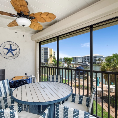 Estero Island Yacht & Racquet 320