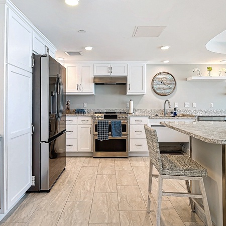 Caper Beach Club 314