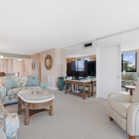 Caper Beach Club 314