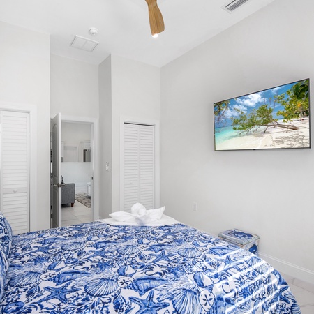 Paradise Palms