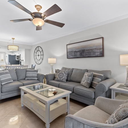 Carlos Pointe #213 Paradise Pointe