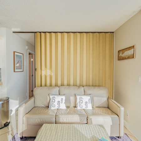Estero Beach & Tennis 605-C