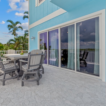 Blue Dolphin View