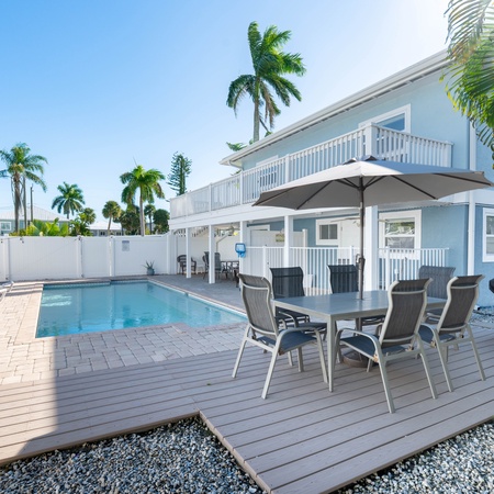 Blue Pearl Manor Lower