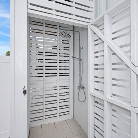 Easy & Lazy Retreat