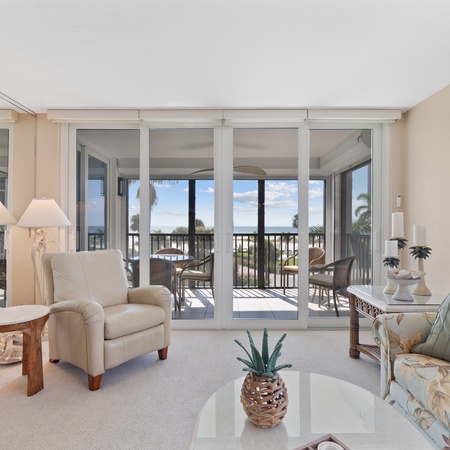 Caper Beach Club 314