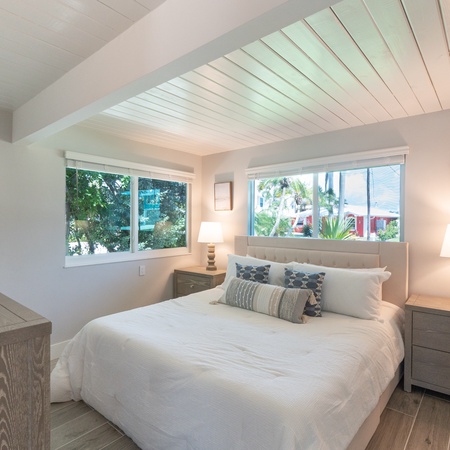 Curlew Beach Cottage