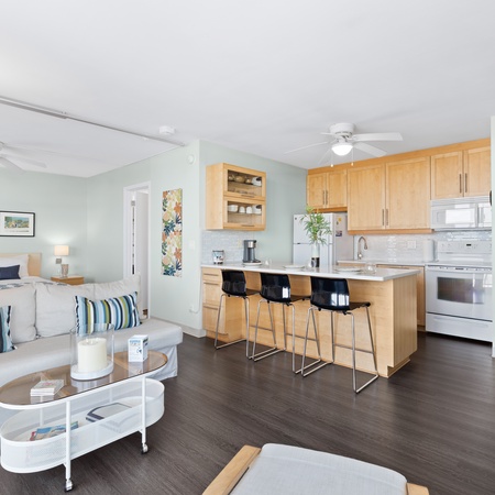 Estero Beach & Tennis 908-B