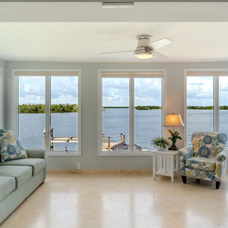 Club 205 At Bayview