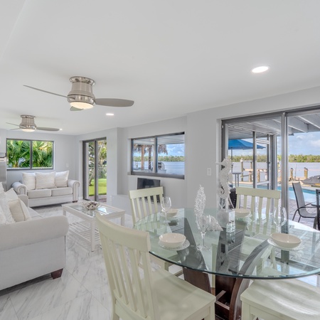Club 205 At Bayview