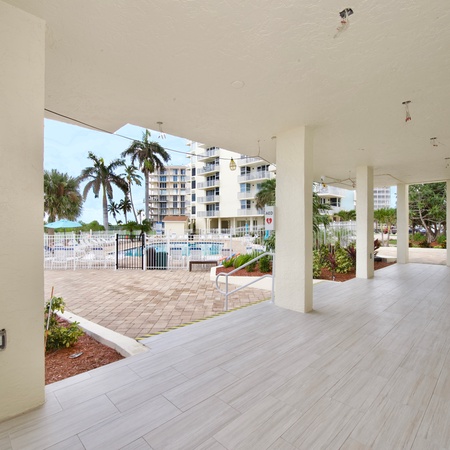 Estero Beach & Tennis 806-B