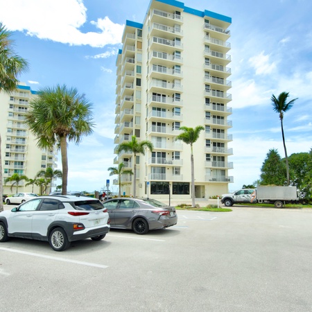 Estero Beach & Tennis 806-B