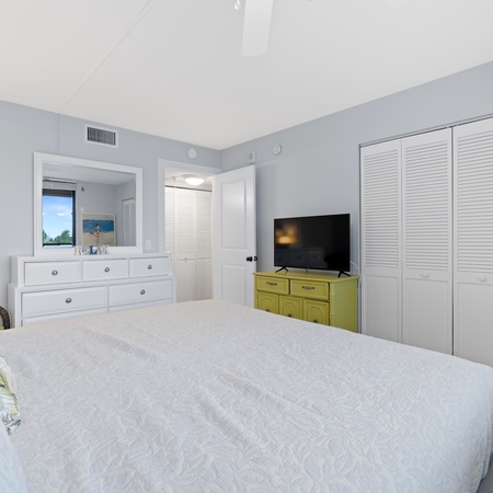 Caper Beach Club 313