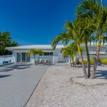 Miramar Palms