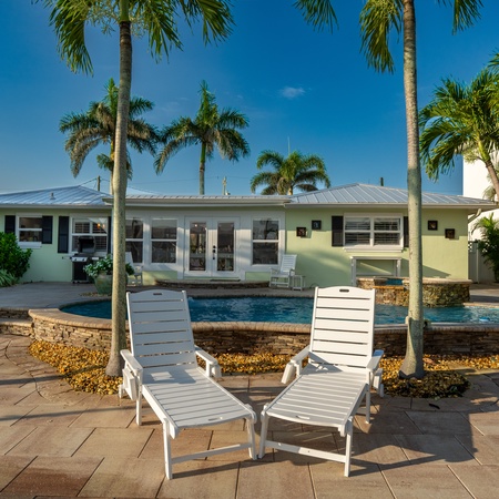 High Tide Hideaway