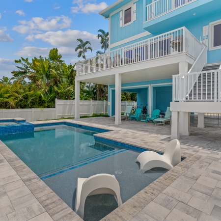 Blue Dolphin View