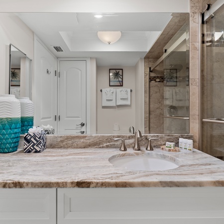 Carlos Pointe #213 Paradise Pointe
