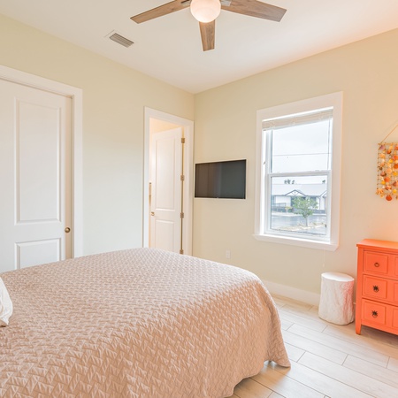 Captain's Quarters