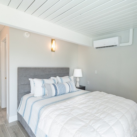 Curlew Beach Cottage